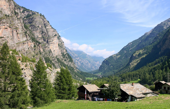 Unsere Berghütte ind den Alpen